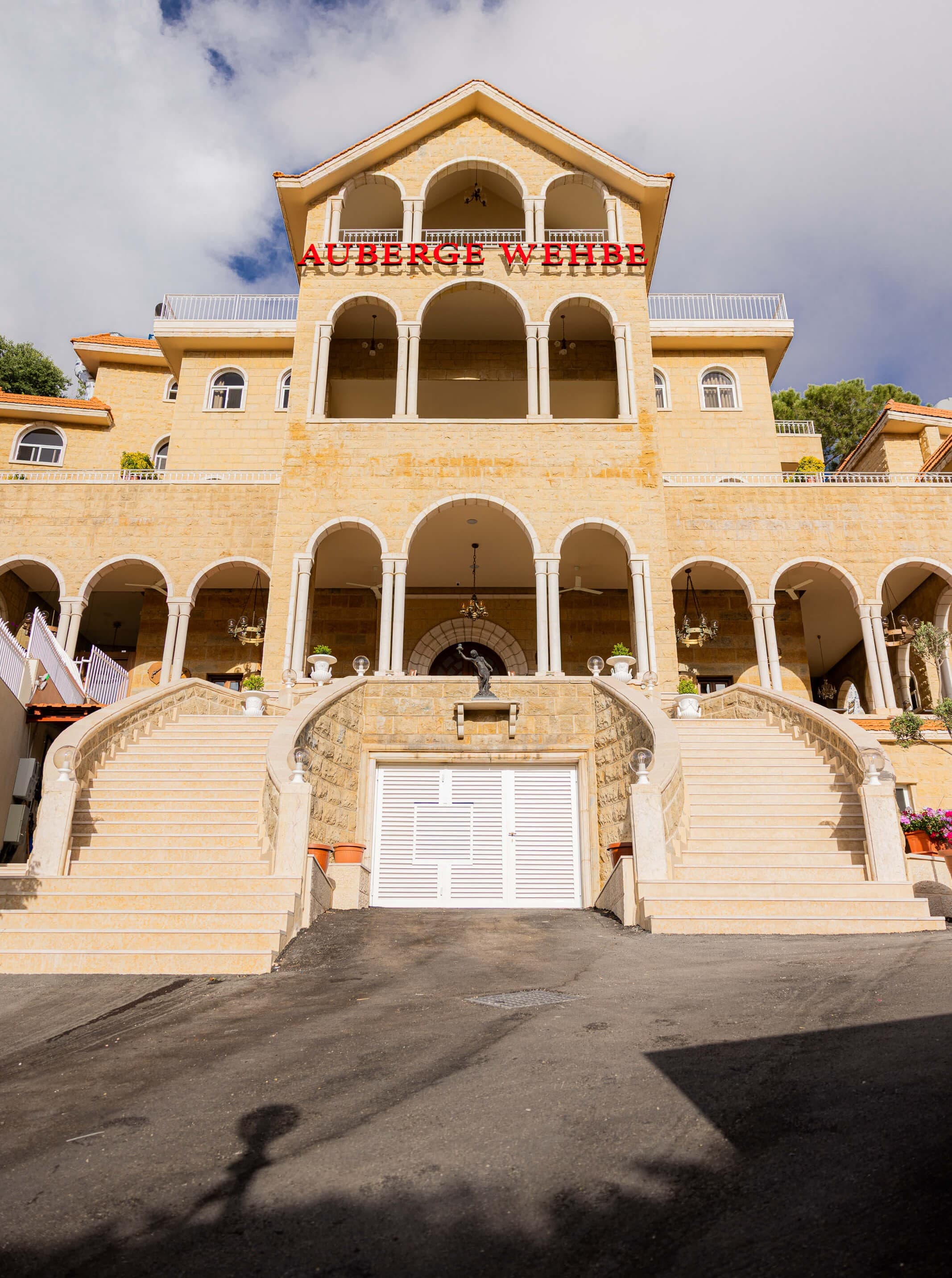 Auberge Wehbe building